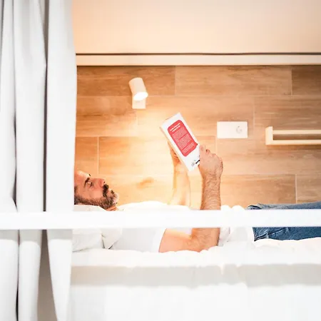 Bucio Coliving بيت شباب لاس غاليتاس